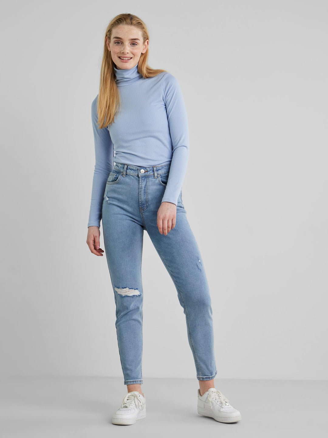 Pcleah High Waist MOM Jeans